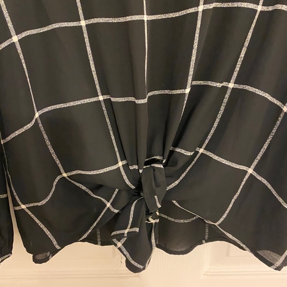 West Kei tie front blouse - Picture 4 of 4